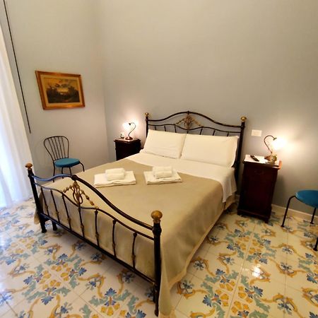 Hotel Dimora Lecerf Palermo Esterno foto
